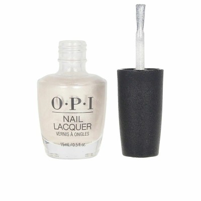 Nagu laka Opi Nail Lacquer...
