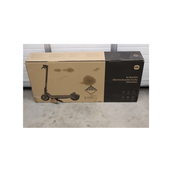SALE OUT. Xiaomi Electric Scooter 4 Lite (2nd Gen) | Xiaomi 6 month(s) | DEMO, DAMAGED PACKAGING