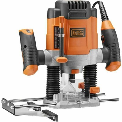 Rūteris Black & Decker...