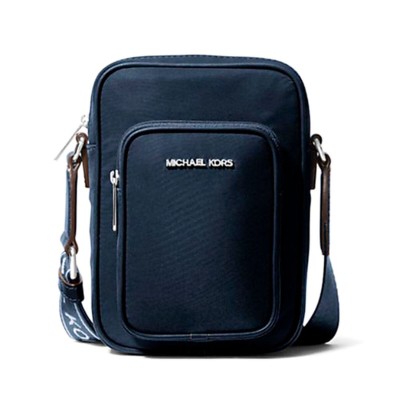 Olkalaukku Michael Kors...