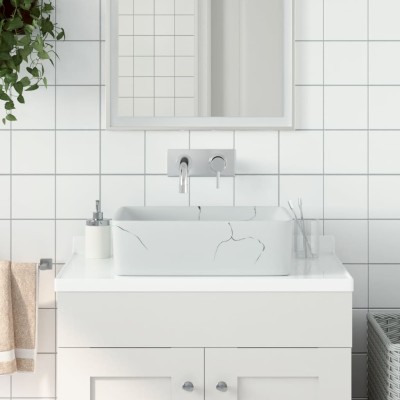 Pump on table, white,...