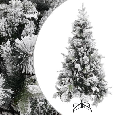 Christmas tree with snow /...