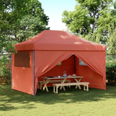 A wooden tent with 4 walls,...