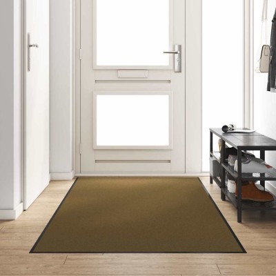 Door mat Brown and black...