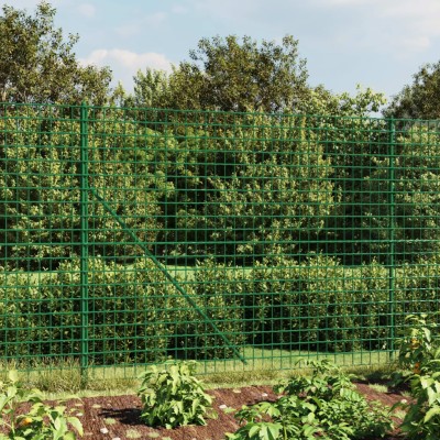 Mesh fence with flanges,...