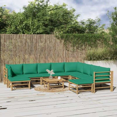 Garden set with green...