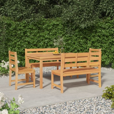 Garden dining furniture...