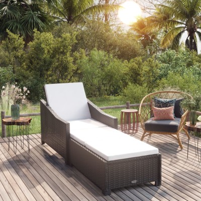 Sun lounger with creamy...