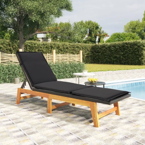 Sun lounger with mattress, polyrattan and solid acacia