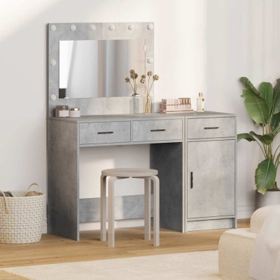 Dressing table with drawers...