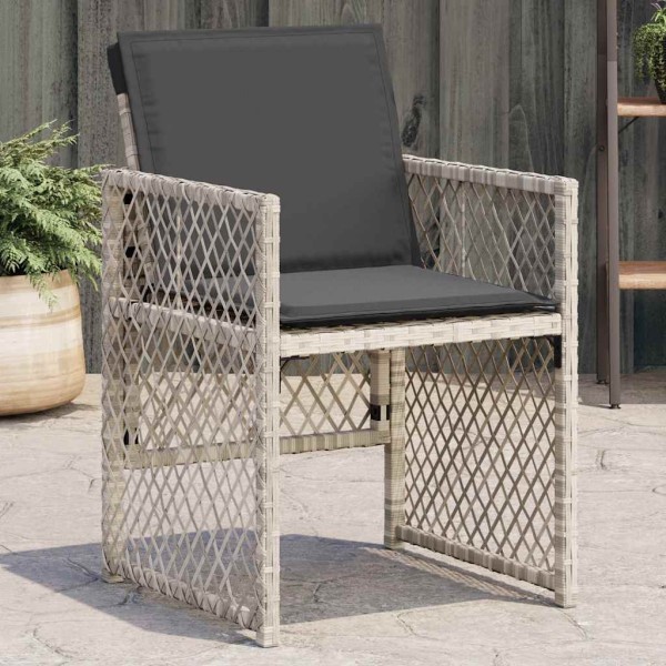 Garden chairs with cushions, 4 pcs., light gray, polyrattan