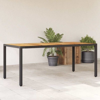 Table with wooden table...