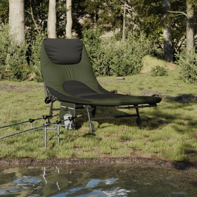 Fishing bed with anti-mud feet