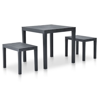 Garden table with 2...