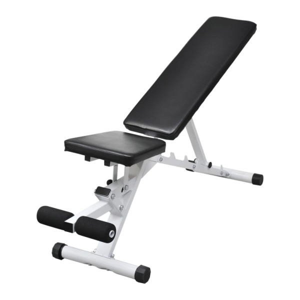 Training bench with foot support