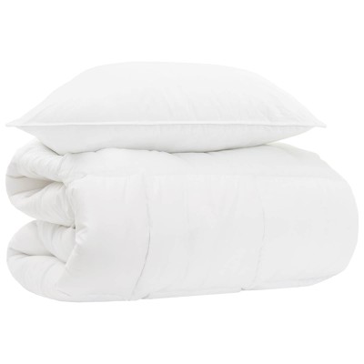 Blanket and bed pillow set...