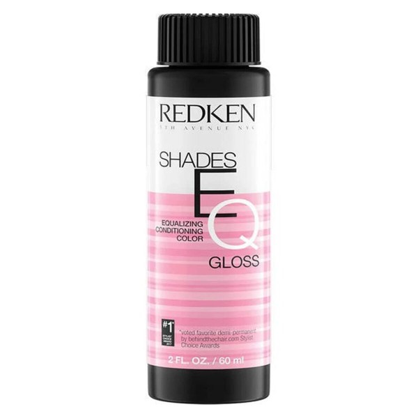 Kevytvärjäys Redken Shades Eq Na 08NA volcanic (3 osaa) (3 x 60 ml)