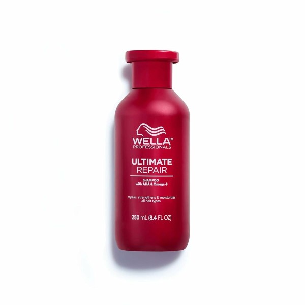 Шампунь Wella Ultimate Repair 250 ml